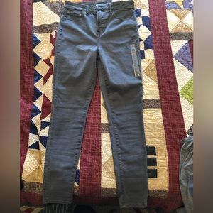NWT American Eagle Hi-rise Jeggings